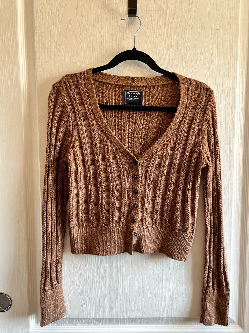 Abercrombie & Fitch Camel Ribbed Button-Front Cropped Cardigan